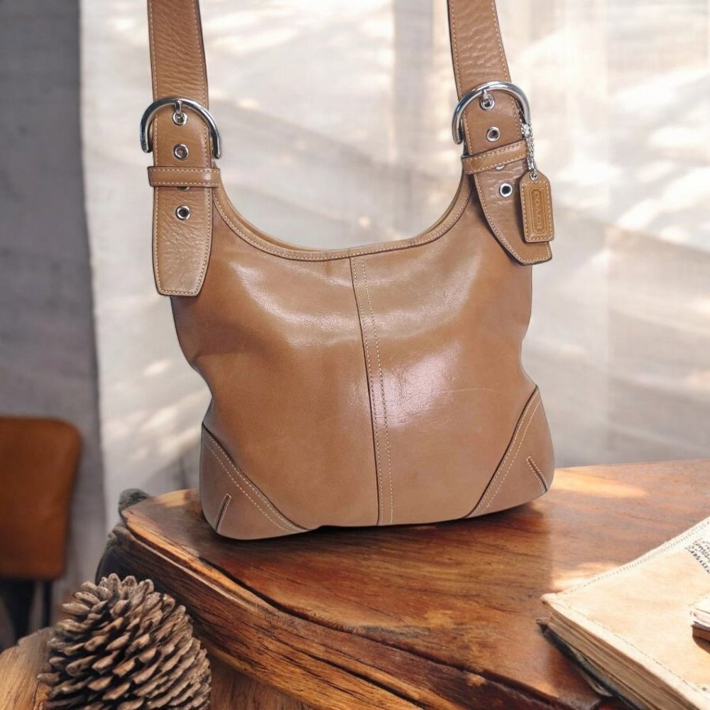 Vintage COACH Hippie Shoulder Bag in british tan
